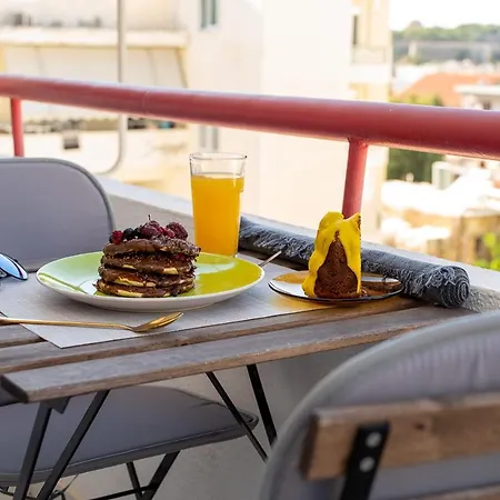 Happyface Apartment Rethymno (Crete)