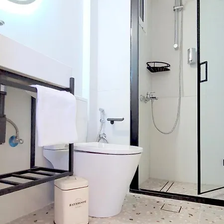 Happyface Apartment *